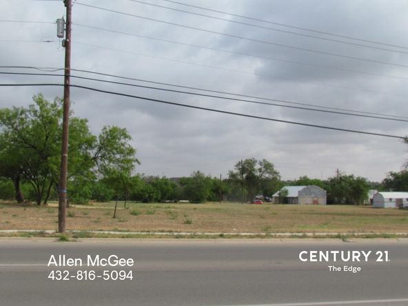 1206 W 4th St, Big Spring, TX 79720
